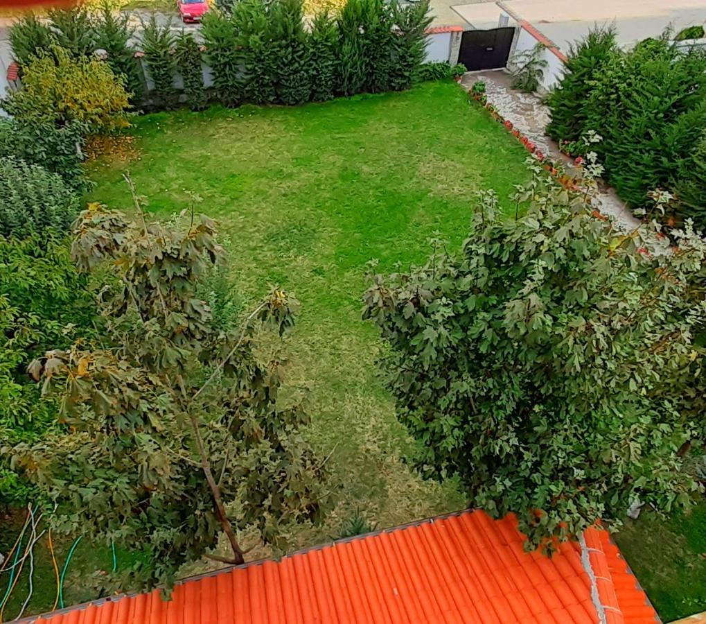 Семеен Хотел Къща Тодорови Stara Zagora Exterior foto