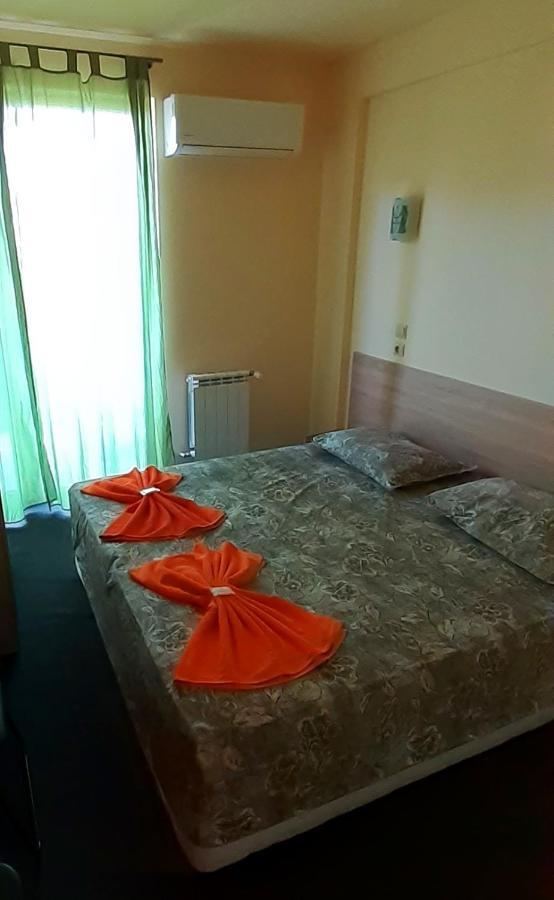 Семеен Хотел Къща Тодорови Stara Zagora Exterior foto