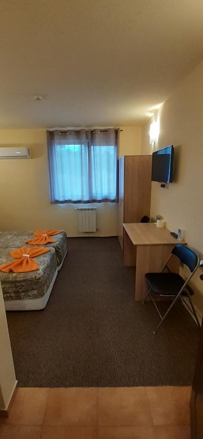 Семеен Хотел Къща Тодорови Stara Zagora Exterior foto