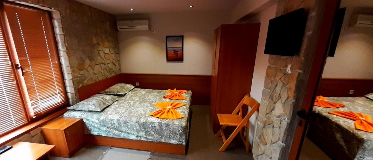 Семеен Хотел Къща Тодорови Stara Zagora Exterior foto
